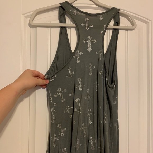 Grey tank with crosses - Picture 3 of 5